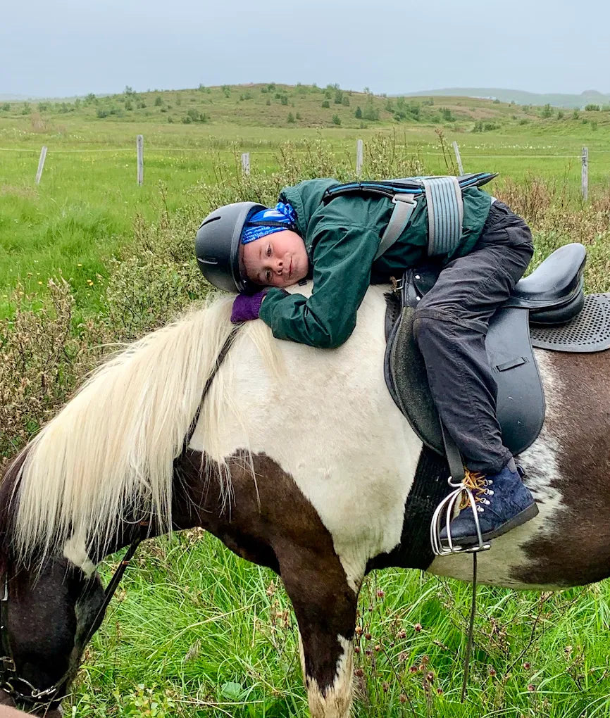 Galdra Hestar Hestanámskeið / Magic Horses Riding School - (Þriðjud. og Fimmtud./ Tues-Thurs)